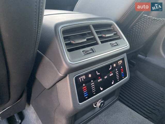 Сірий Ауді А6, об'ємом двигуна 3 л та пробігом 174 тис. км за 41500 $, фото 52 на Automoto.ua