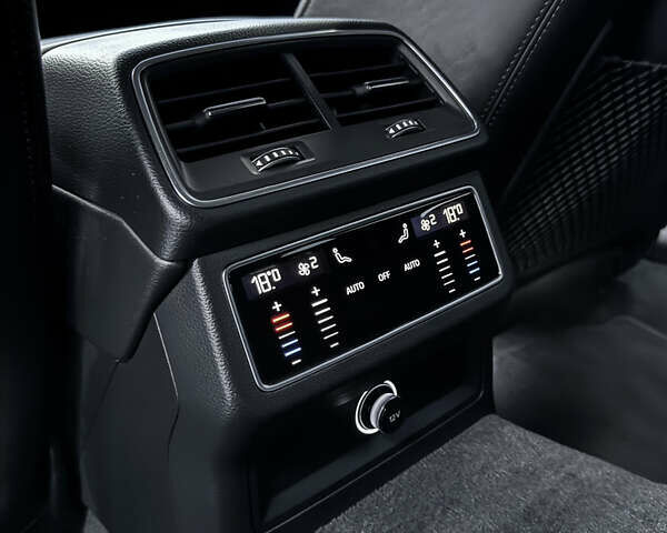 Сірий Ауді А6, об'ємом двигуна 3 л та пробігом 240 тис. км за 35500 $, фото 63 на Automoto.ua