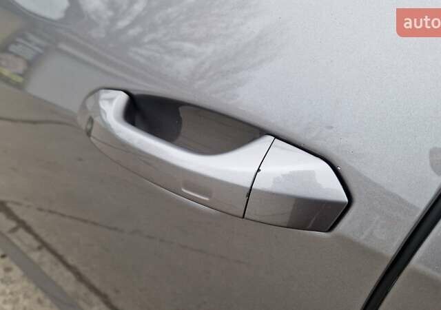 Сірий Ауді А6, об'ємом двигуна 2 л та пробігом 31 тис. км за 39700 $, фото 11 на Automoto.ua