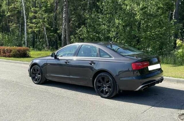 Серый Ауди А6, объемом двигателя 0 л и пробегом 174 тыс. км за 14500 $, фото 4 на Automoto.ua