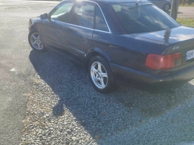 Синій Ауді А6, об'ємом двигуна 2.6 л та пробігом 250 тис. км за 2376 $, фото 3 на Automoto.ua