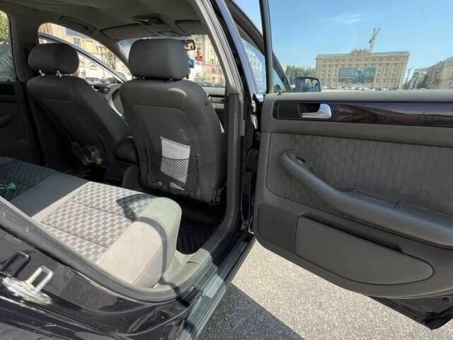 Синий Ауди А6, объемом двигателя 2.5 л и пробегом 3 тыс. км за 2500 $, фото 7 на Automoto.ua