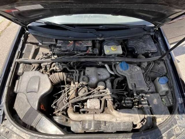 Синий Ауди А6, объемом двигателя 2.5 л и пробегом 3 тыс. км за 2500 $, фото 10 на Automoto.ua