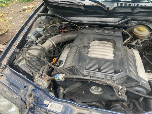 Ауди А6 1992 в Житомире на Automoto.ua Синий Ауди А6, объемом двигателя 2.8 л и пробегом 300 тыс. км за 2000 $, фото 4 на Automoto.ua