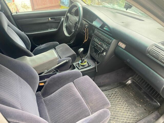 Ауди А6 1992 в Житомире на Automoto.ua Синий Ауди А6, объемом двигателя 2.8 л и пробегом 300 тыс. км за 2000 $, фото 5 на Automoto.ua