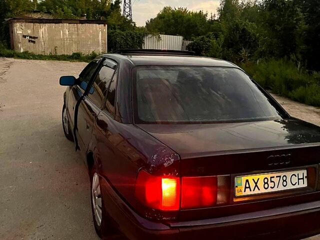 Синий Ауди А6, объемом двигателя 2.6 л и пробегом 333 тыс. км за 2400 $, фото 3 на Automoto.ua