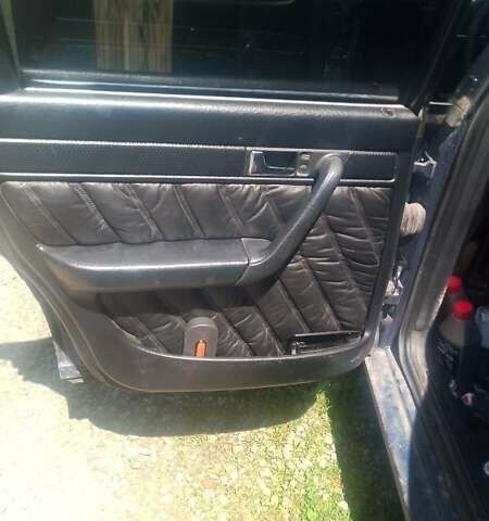 Синий Ауди А6, объемом двигателя 2.6 л и пробегом 360 тыс. км за 2800 $, фото 5 на Automoto.ua