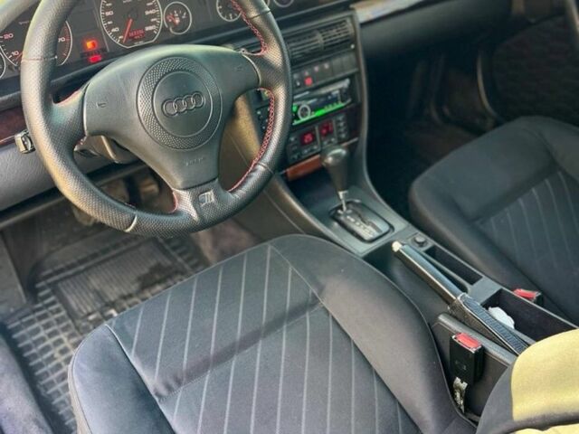 Синий Ауди А6, объемом двигателя 2.8 л и пробегом 288 тыс. км за 5000 $, фото 16 на Automoto.ua