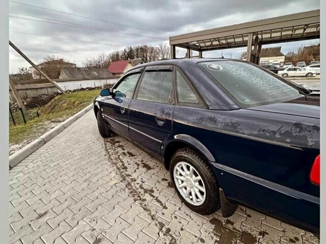 Синий Ауди А6, объемом двигателя 2 л и пробегом 380 тыс. км за 2650 $, фото 3 на Automoto.ua