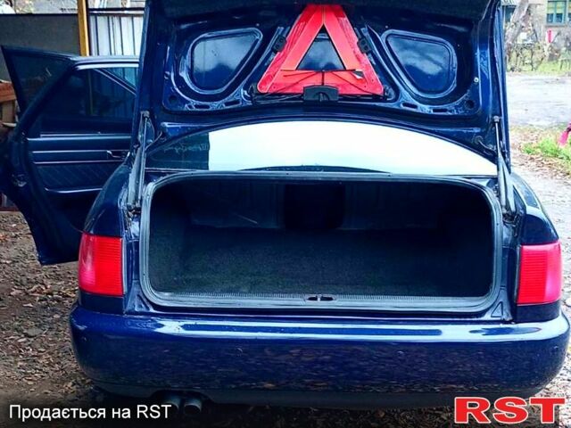 Синій Ауді А6, об'ємом двигуна 2.6 л та пробігом 414 тис. км за 3550 $, фото 5 на Automoto.ua