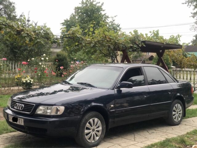 Синий Ауди А6, объемом двигателя 2.6 л и пробегом 480 тыс. км за 3100 $, фото 1 на Automoto.ua