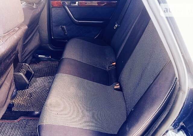 Синий Ауди А6, объемом двигателя 2.6 л и пробегом 380 тыс. км за 3500 $, фото 16 на Automoto.ua