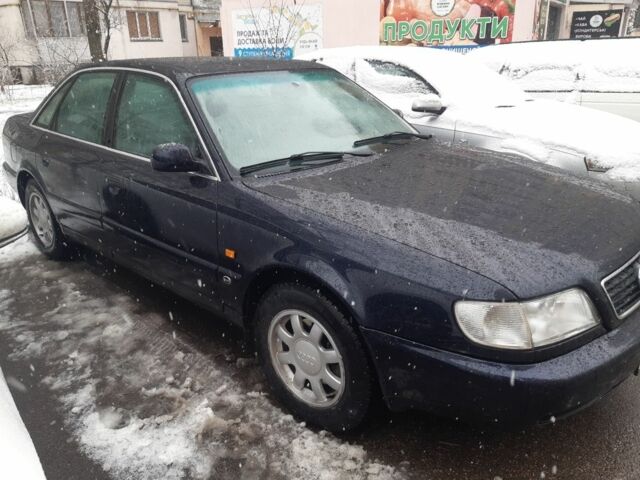 Синий Ауди А6, объемом двигателя 2.6 л и пробегом 349 тыс. км за 3500 $, фото 2 на Automoto.ua