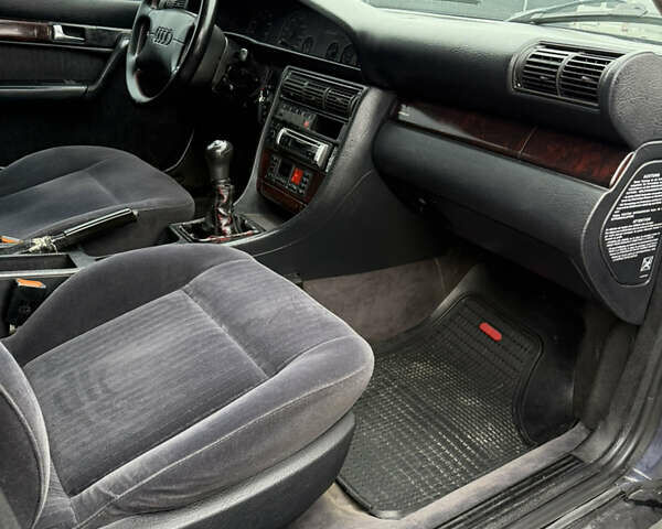 Синій Ауді А6, об'ємом двигуна 2.6 л та пробігом 333 тис. км за 2350 $, фото 8 на Automoto.ua