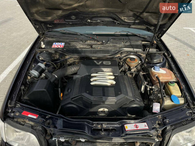 Синий Ауди А6, объемом двигателя 2.6 л и пробегом 416 тыс. км за 3000 $, фото 14 на Automoto.ua