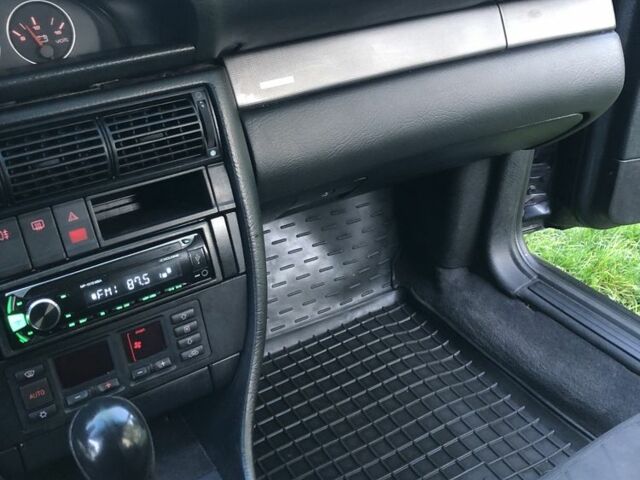 Синий Ауди А6, объемом двигателя 2.5 л и пробегом 350 тыс. км за 2700 $, фото 13 на Automoto.ua