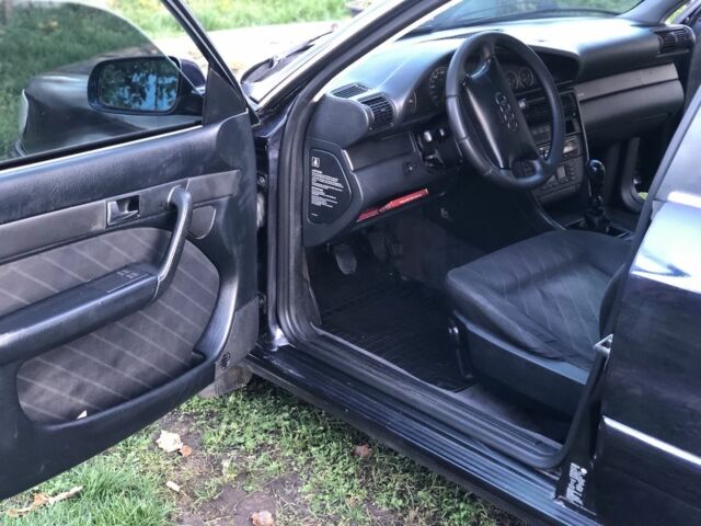 Синий Ауди А6, объемом двигателя 2.5 л и пробегом 350 тыс. км за 2700 $, фото 11 на Automoto.ua