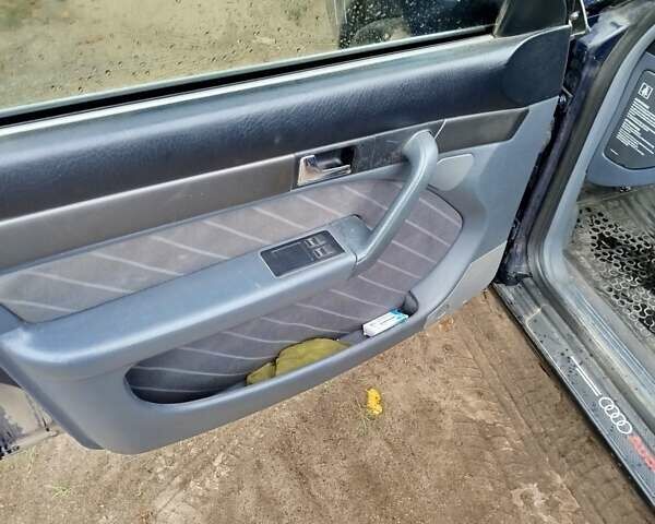 Синій Ауді А6, об'ємом двигуна 2.6 л та пробігом 280 тис. км за 3300 $, фото 5 на Automoto.ua