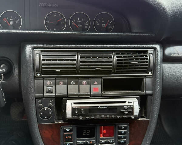 Синій Ауді А6, об'ємом двигуна 2.6 л та пробігом 333 тис. км за 2350 $, фото 10 на Automoto.ua