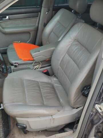 Ауди А6 1996 в Прилуках на Automoto.ua Синий Ауди А6, объемом двигателя 2.6 л и пробегом 362 тыс. км за 3300 $, фото 11 на Automoto.ua