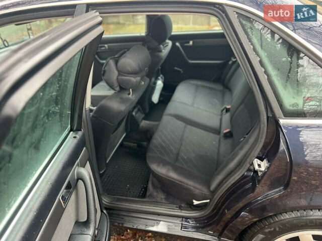 Синий Ауди А6, объемом двигателя 2.6 л и пробегом 286 тыс. км за 4200 $, фото 8 на Automoto.ua