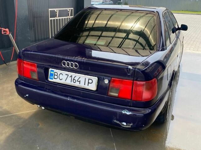 Синий Ауди А6, объемом двигателя 1.8 л и пробегом 410 тыс. км за 959 $, фото 3 на Automoto.ua