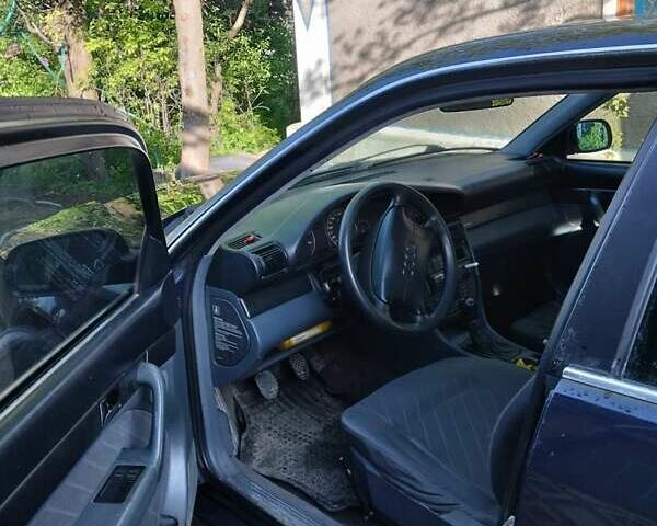 Синий Ауди А6, объемом двигателя 2.6 л и пробегом 380 тыс. км за 2650 $, фото 7 на Automoto.ua