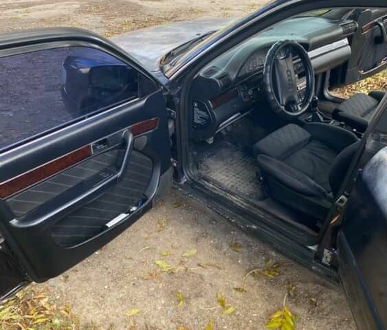 Ауді А6 1996 у Каменце-Подольском на Automoto.ua Синій Ауді А6, об'ємом двигуна 2.6 л та пробігом 360 тис. км за 1900 $, фото 6 на Automoto.ua