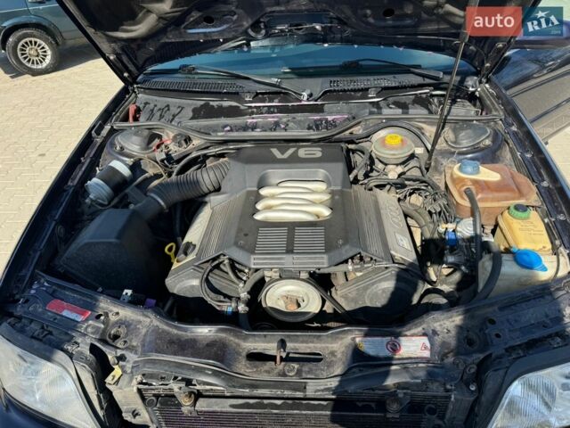 Синій Ауді А6, об'ємом двигуна 2.6 л та пробігом 287 тис. км за 2800 $, фото 4 на Automoto.ua