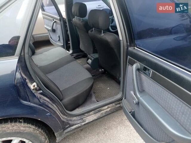 Синий Ауди А6, объемом двигателя 2 л и пробегом 375 тыс. км за 2147 $, фото 5 на Automoto.ua