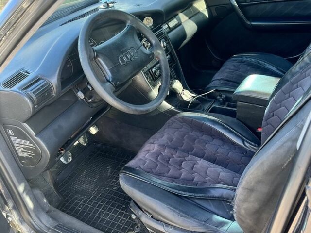 Ауді А6 1996 у Чорткові на Automoto.ua Синій Ауді А6, об'ємом двигуна 2 л та пробігом 620 тис. км за 2555 $, фото 7 на Automoto.ua