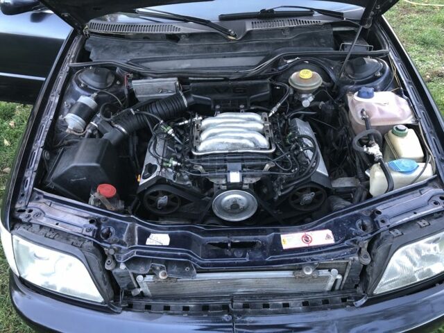 Синий Ауди А6, объемом двигателя 2.5 л и пробегом 350 тыс. км за 2700 $, фото 16 на Automoto.ua