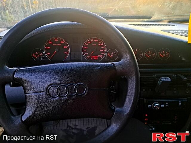 Синий Ауди А6, объемом двигателя 2.6 л и пробегом 213 тыс. км за 2850 $, фото 2 на Automoto.ua