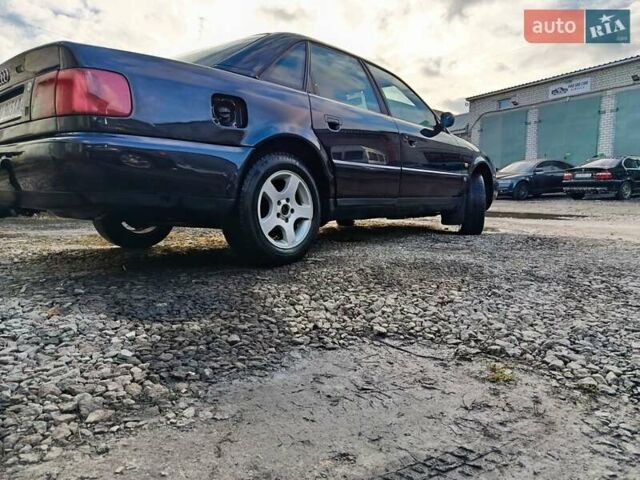 Синій Ауді А6, об'ємом двигуна 1.8 л та пробігом 380 тис. км за 2500 $, фото 3 на Automoto.ua