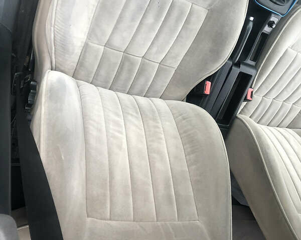 Синий Ауди А6, объемом двигателя 1.9 л и пробегом 319 тыс. км за 4500 $, фото 12 на Automoto.ua