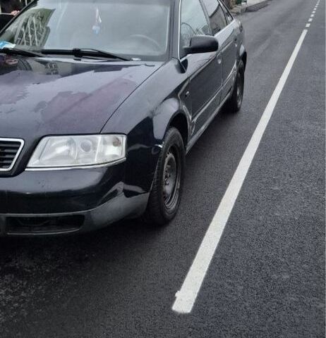 Синий Ауди А6, объемом двигателя 1.8 л и пробегом 360 тыс. км за 2800 $, фото 4 на Automoto.ua