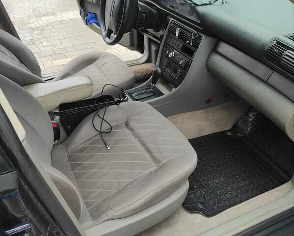 Синій Ауді А6, об'ємом двигуна 2.8 л та пробігом 390 тис. км за 3850 $, фото 4 на Automoto.ua