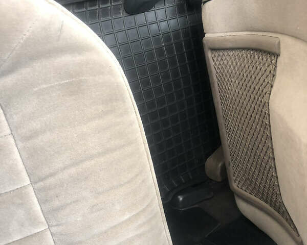 Синий Ауди А6, объемом двигателя 1.9 л и пробегом 319 тыс. км за 4500 $, фото 8 на Automoto.ua