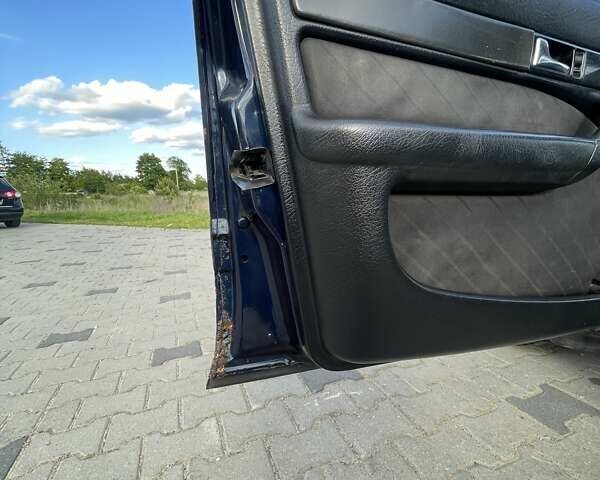 Синій Ауді А6, об'ємом двигуна 2.5 л та пробігом 350 тис. км за 2300 $, фото 20 на Automoto.ua
