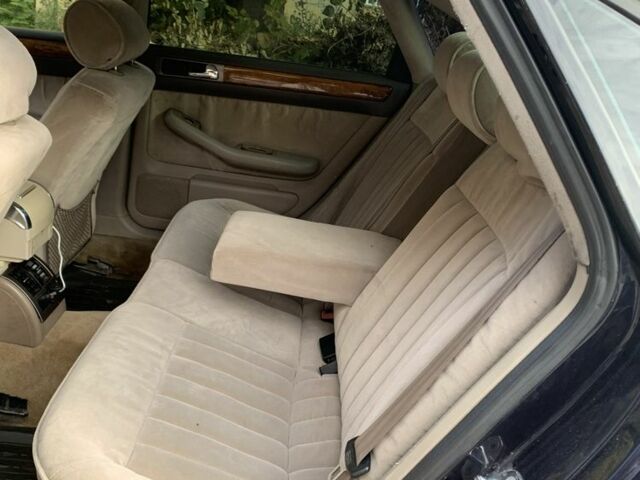 Синий Ауди А6, объемом двигателя 2.4 л и пробегом 400 тыс. км за 3000 $, фото 5 на Automoto.ua