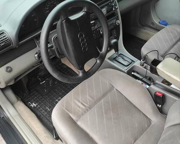 Синій Ауді А6, об'ємом двигуна 2.8 л та пробігом 390 тис. км за 3850 $, фото 1 на Automoto.ua