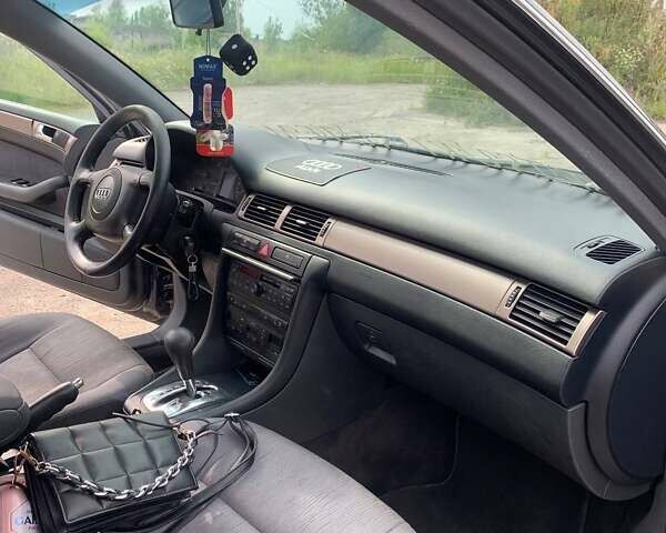 Синий Ауди А6, объемом двигателя 2.5 л и пробегом 380 тыс. км за 3800 $, фото 19 на Automoto.ua