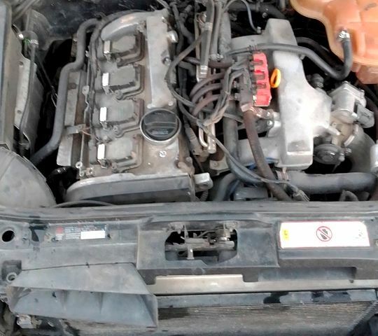Синий Ауди А6, объемом двигателя 1.8 л и пробегом 462 тыс. км за 3500 $, фото 8 на Automoto.ua