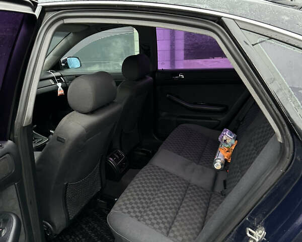 Синій Ауді А6, об'ємом двигуна 1.78 л та пробігом 440 тис. км за 3599 $, фото 6 на Automoto.ua