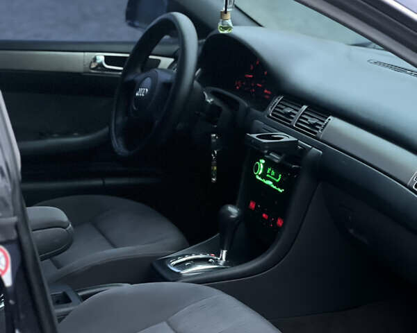 Синий Ауди А6, объемом двигателя 1.8 л и пробегом 289 тыс. км за 3799 $, фото 20 на Automoto.ua