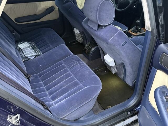 Синий Ауди А6, объемом двигателя 1.9 л и пробегом 535 тыс. км за 4200 $, фото 5 на Automoto.ua