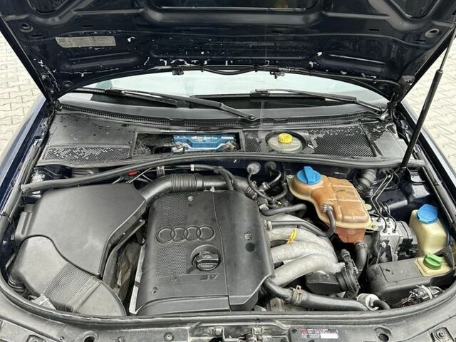 Синий Ауди А6, объемом двигателя 1.8 л и пробегом 400 тыс. км за 3599 $, фото 7 на Automoto.ua