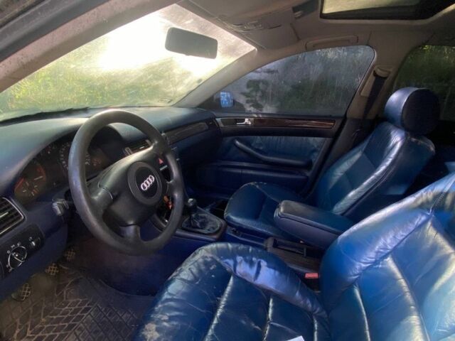 Синий Ауди А6, объемом двигателя 2.5 л и пробегом 299 тыс. км за 599 $, фото 4 на Automoto.ua