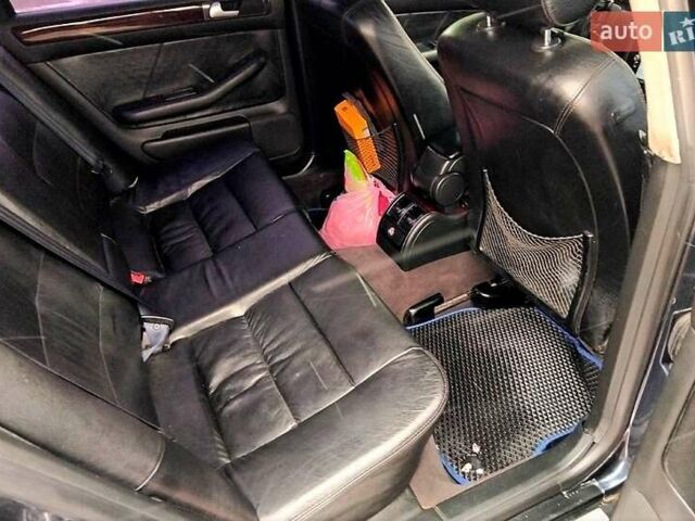 Синий Ауди А6, объемом двигателя 2.4 л и пробегом 382 тыс. км за 3900 $, фото 8 на Automoto.ua
