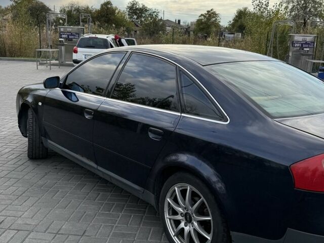 Синий Ауди А6, объемом двигателя 2.4 л и пробегом 376 тыс. км за 3400 $, фото 4 на Automoto.ua